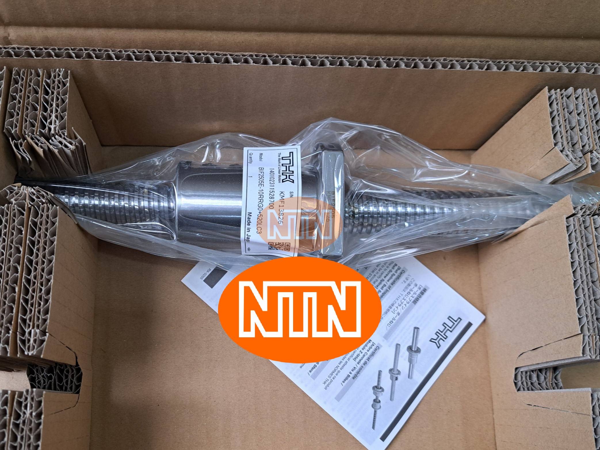 Vít me bi THK BIF2505E-10RRG0+520LC3 Ball screw