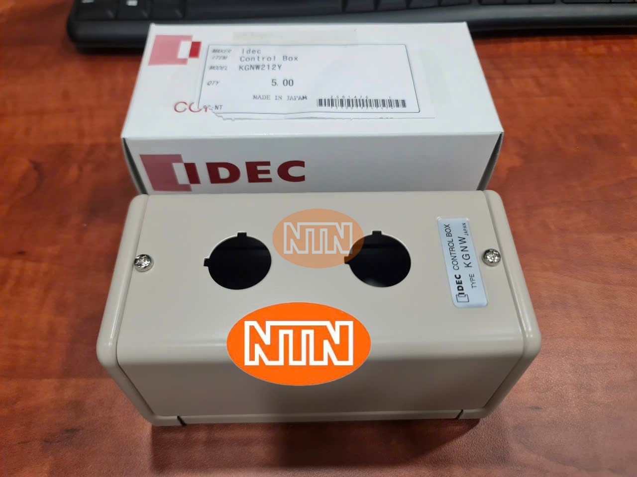 Air Cylinder SMC CDJ2B16-100Z-B Xi lanh khí nén
