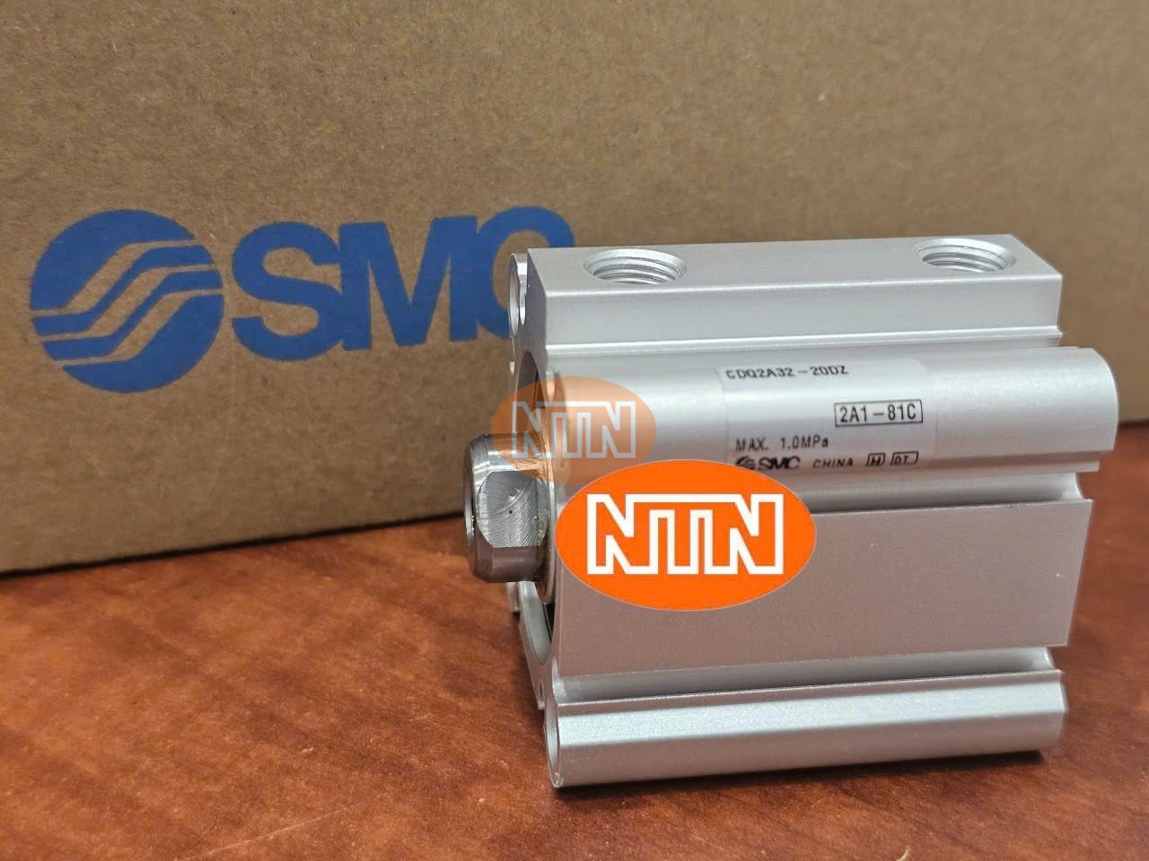 Compact Cylinder SMC CDQ2A32-20DZ Xi lanh khí nén