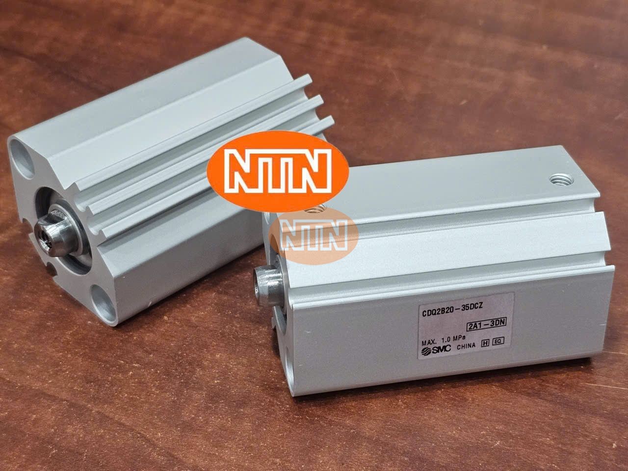 Compact Cylinder SMC CDQ2B32-50DZ Xi lanh khí nén