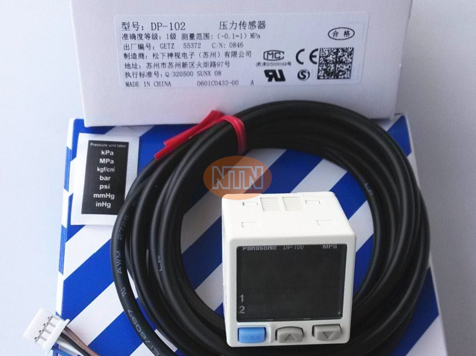 Cảm biến áp suất Panasonic DP-102