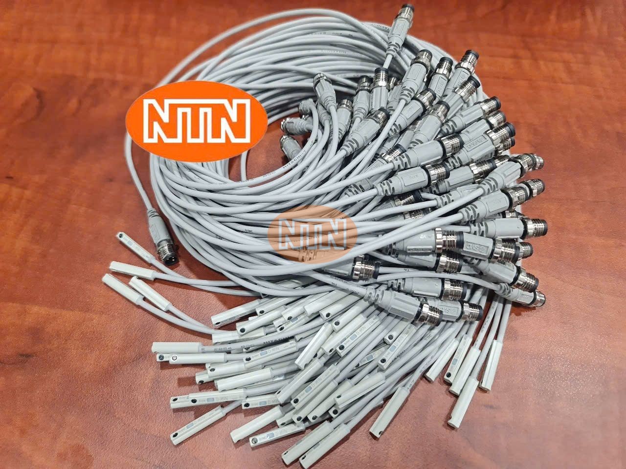 ISO Cylinder Festo DSNU-12-10-P-A (19189) Xi lanh khí nén