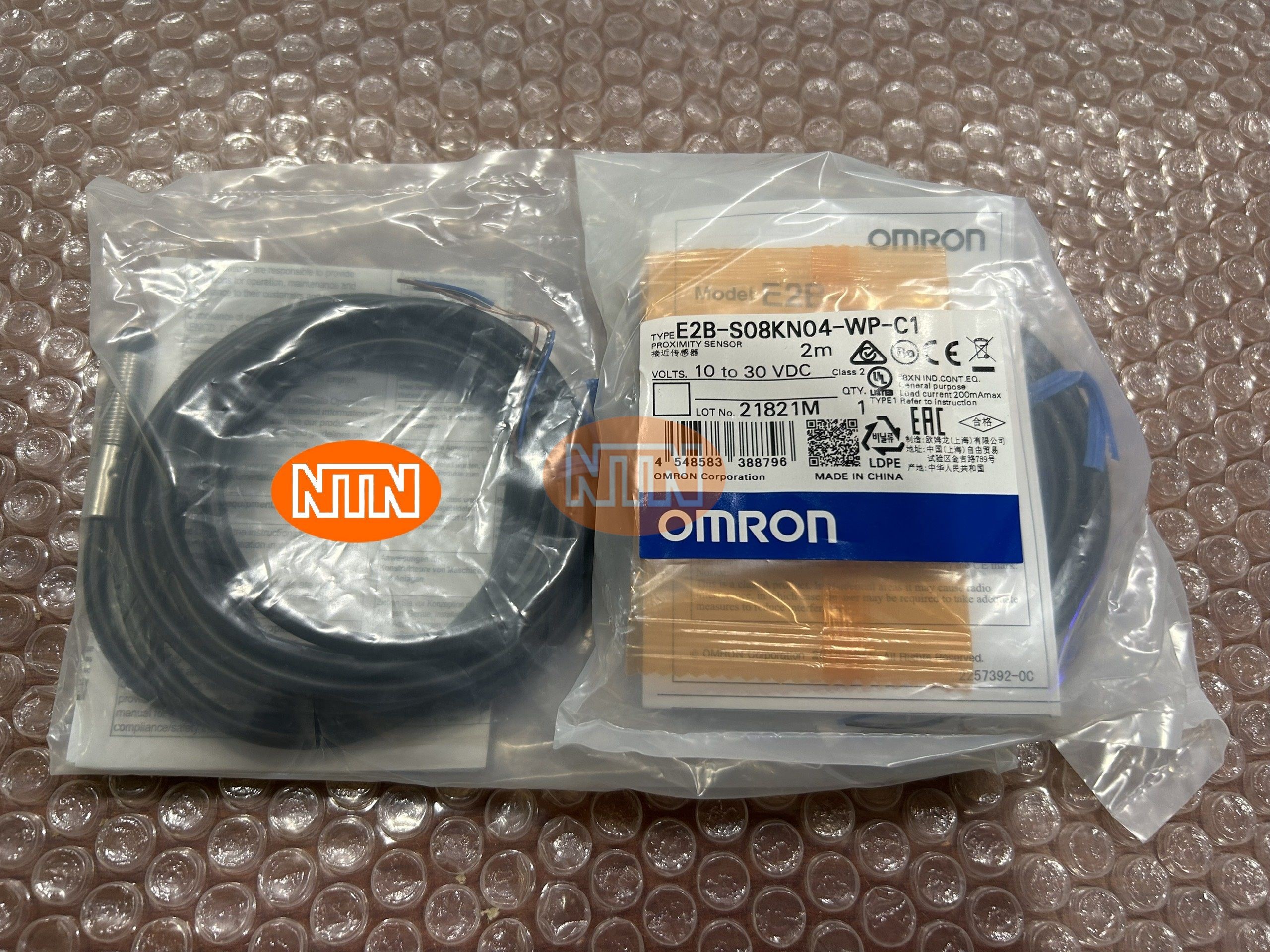 Proximity sensor Omron E2B-S08KN04-WP-C1 2M Cảm biến tiệm cận