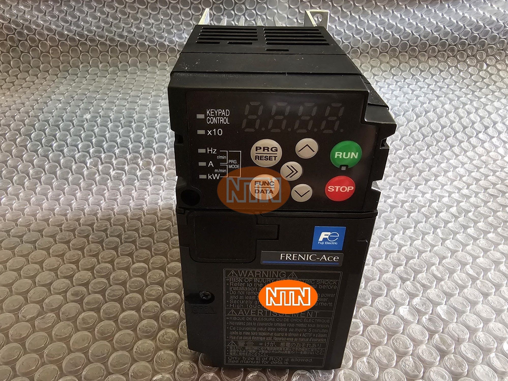 Fuji Electric FRN0.4E2S-2J Biến tần 0.4kW