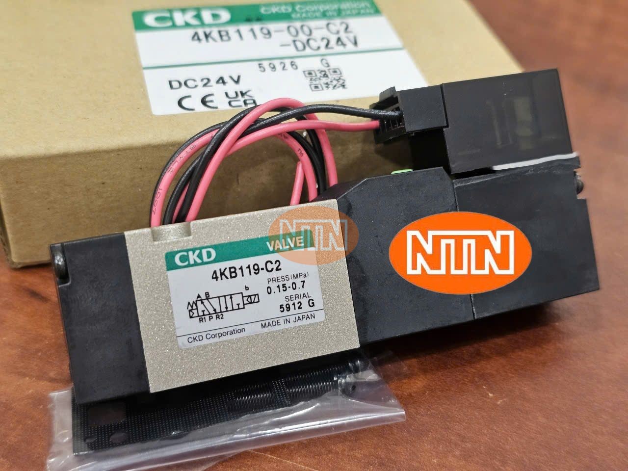 Vacuum Ejector CONVUM MC22S10HSVGLC4BLR Bộ tạo chân không