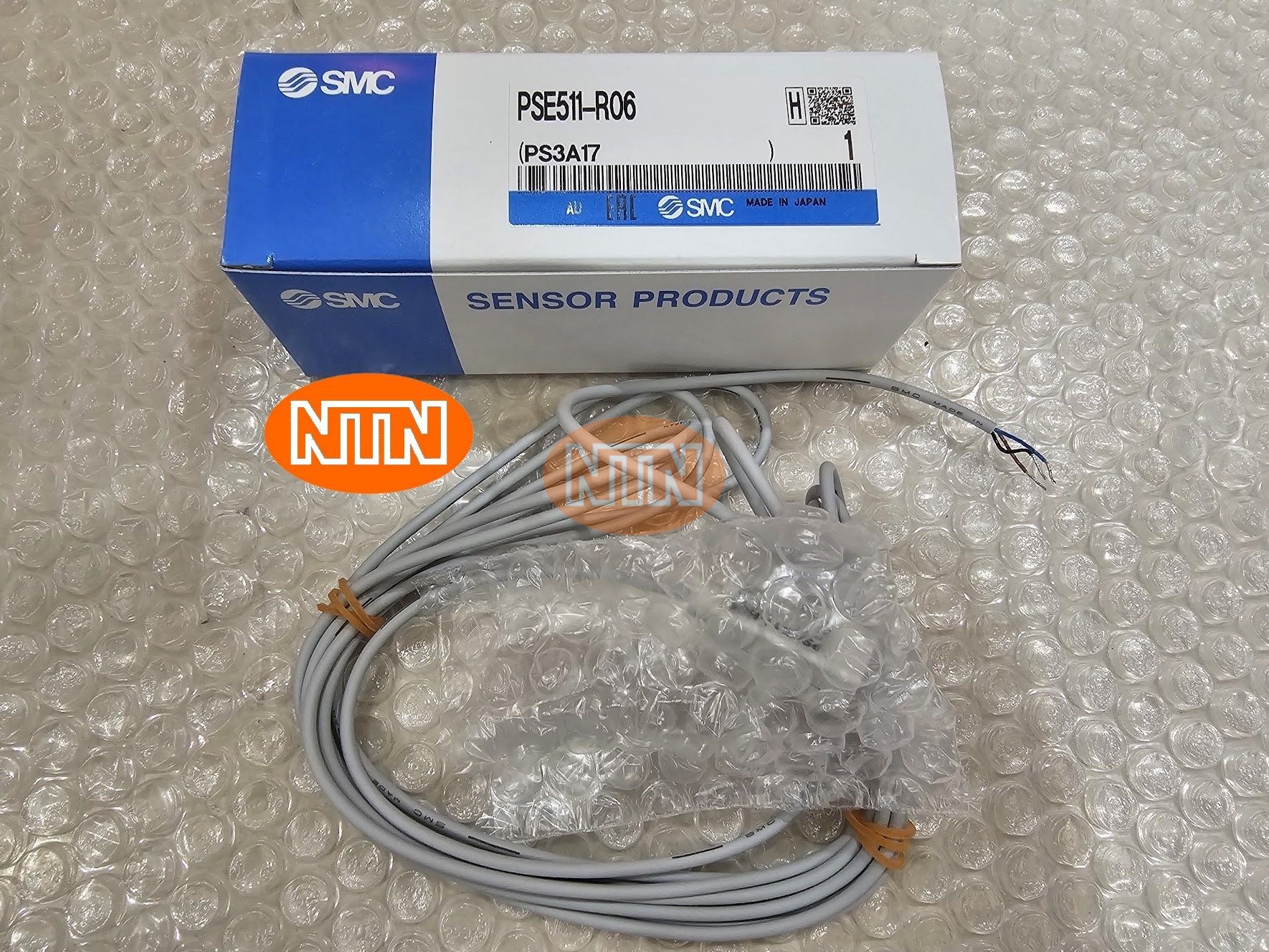 SMC  Pressure Sensor PSE511-R06 Cảm biến áp suất