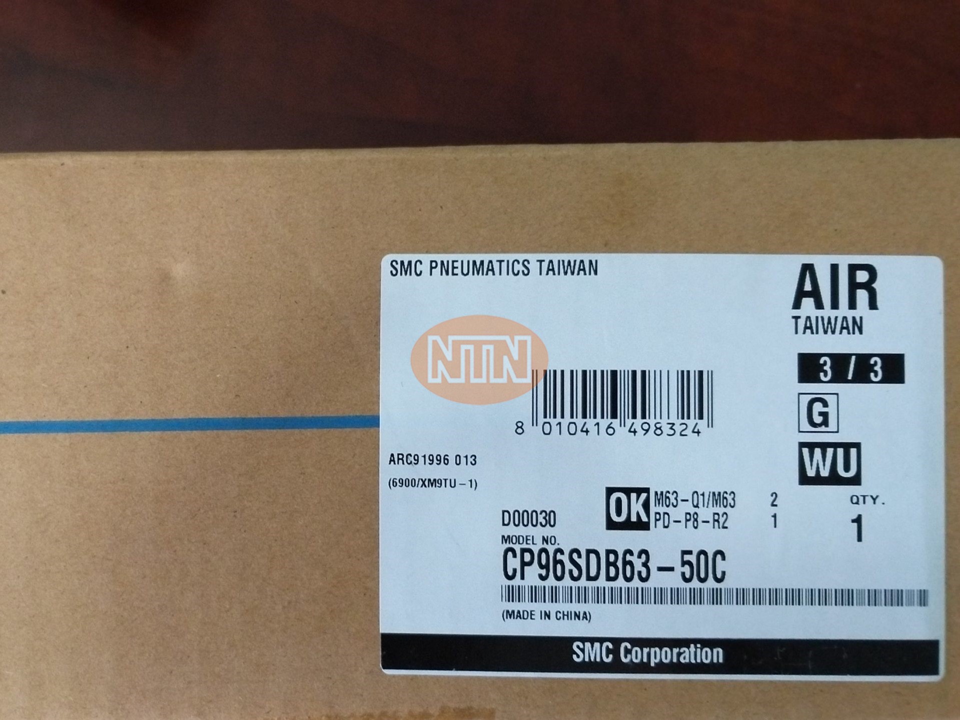 SMC CDBM2B32-250-HN Xi lanh khí nén