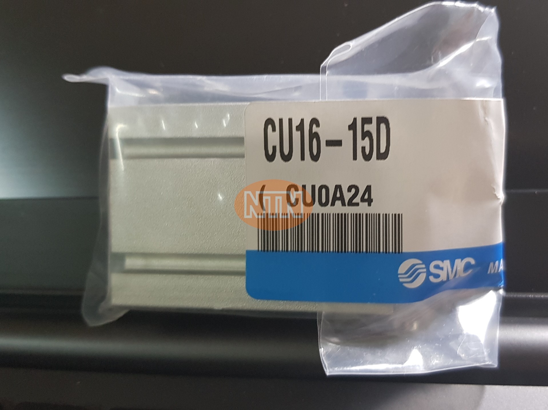 SMC CU16-15D Xi lanh khí nén