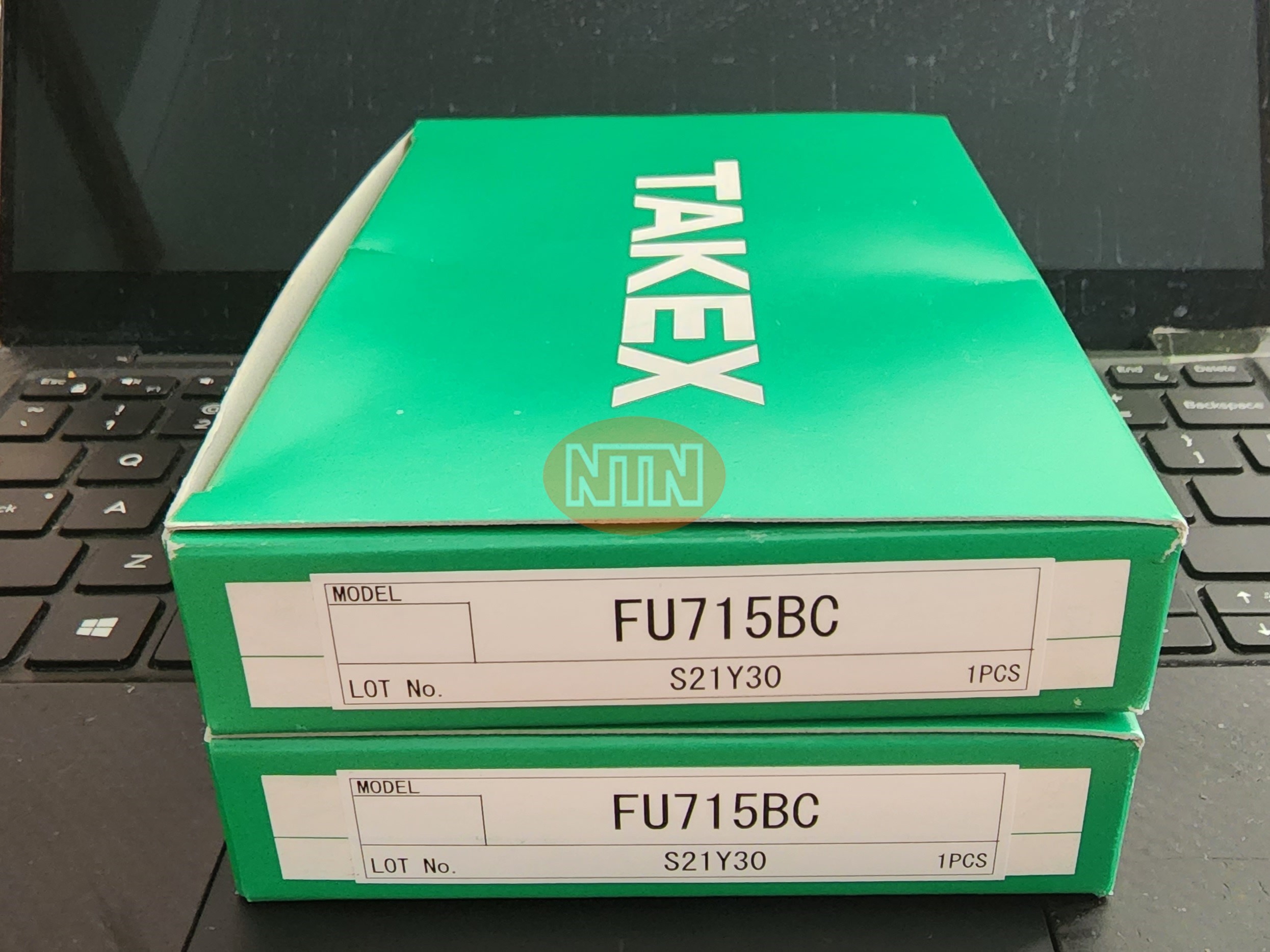 TAKEX FU715BC Cảm biến sợi quang
